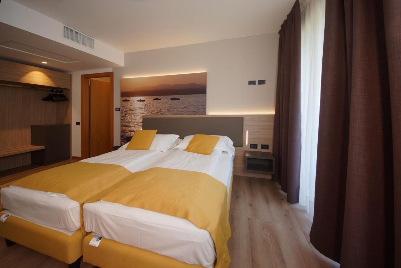 Ambassador Suite Hotel Riva del Garda Eksteriør billede